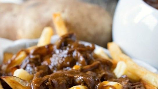 New Hampshire’s Named “America’s Poutine Capital” (featured)